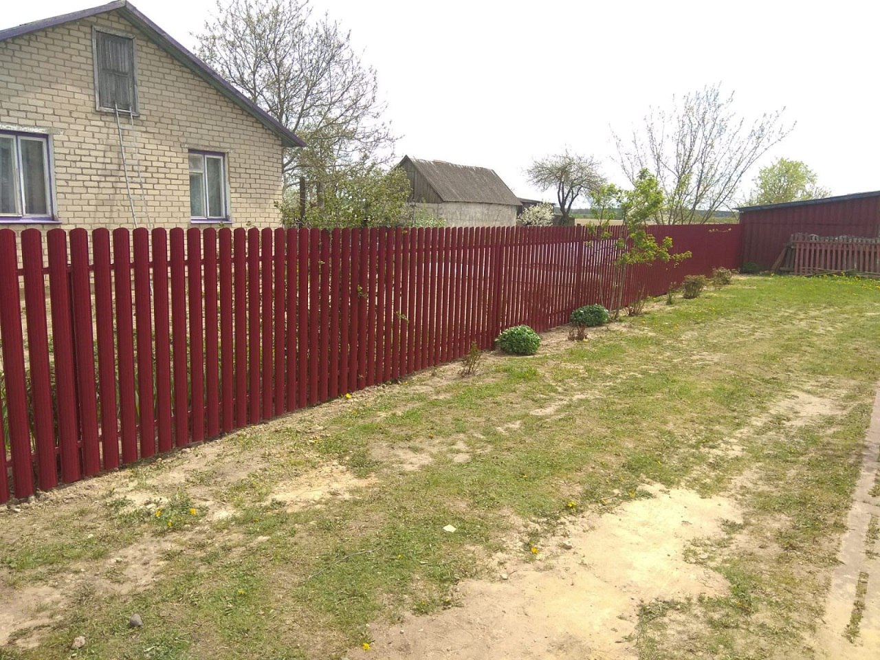 заборы и ограждения